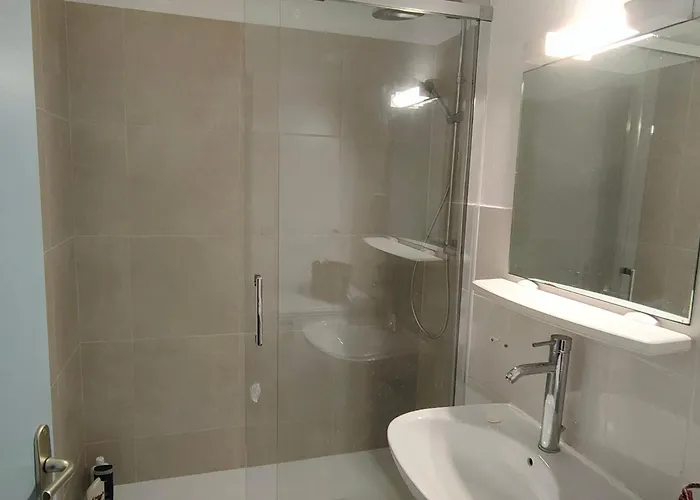 Pavillon Avec Piscine, à 350m De La Plage, 6 Pers, Parking Privé - Fr-1-781-61 Hébergement de vacances